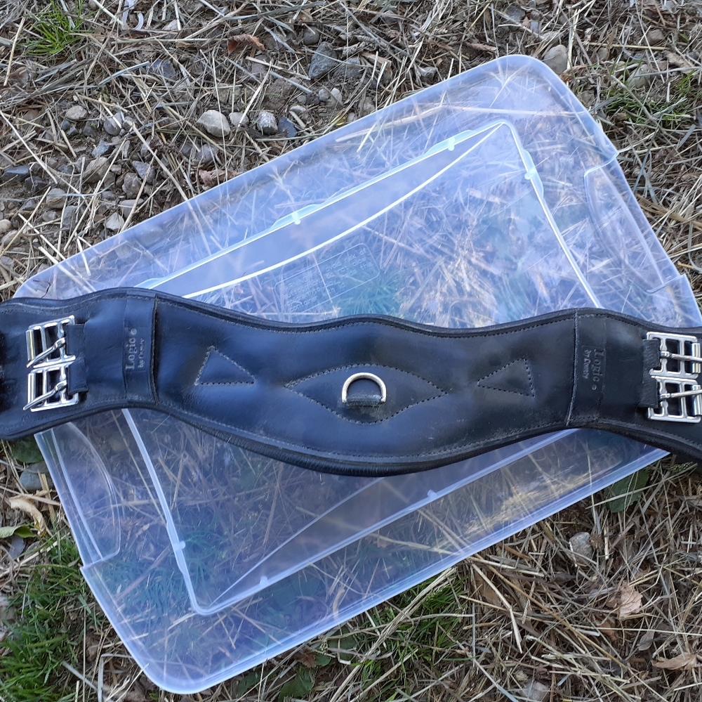 Black Leather Dressage Girth